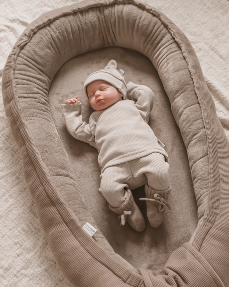 Babynestje - Wafel Taupe
