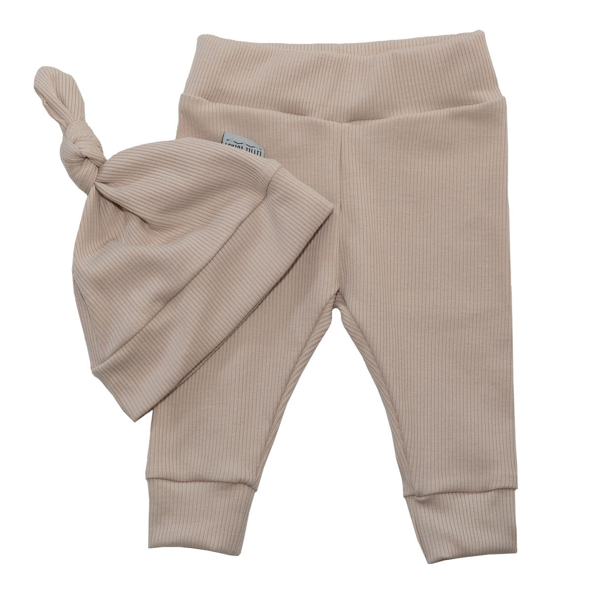Newborn Muts + Broek Small Rib - Beige